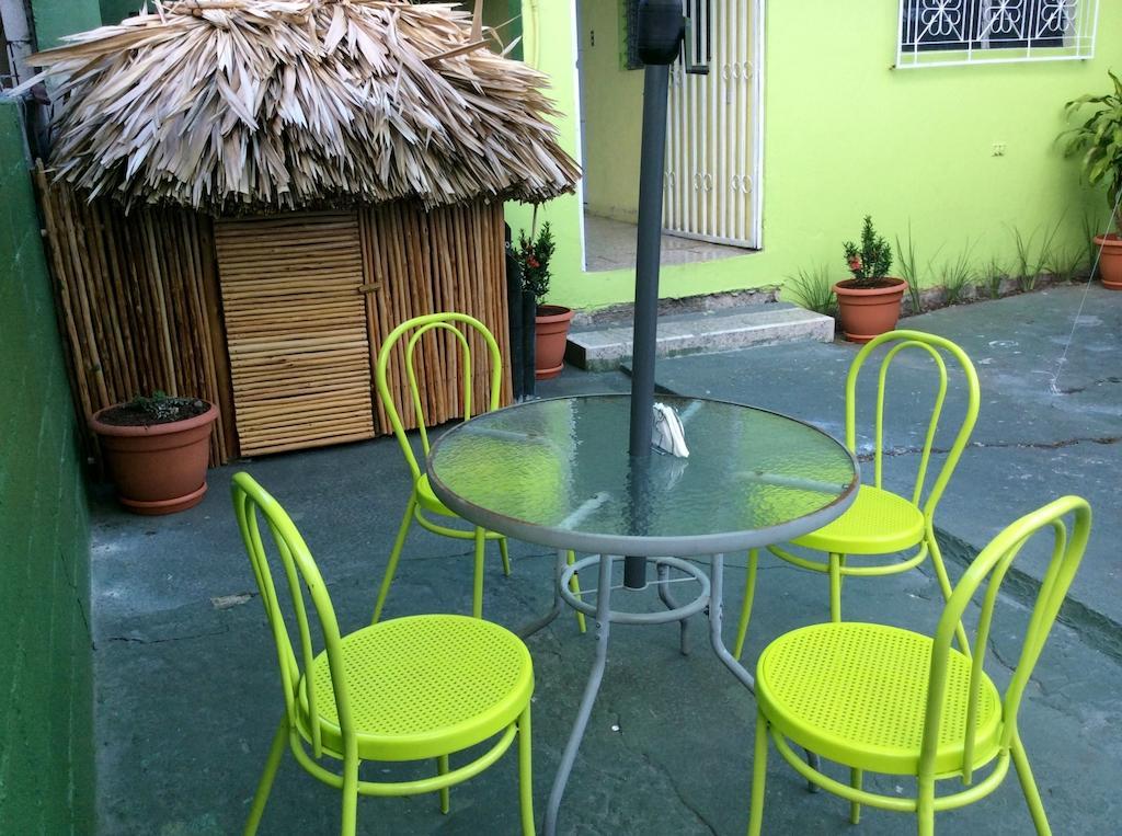 Green World Hotel Flores Bagian luar foto